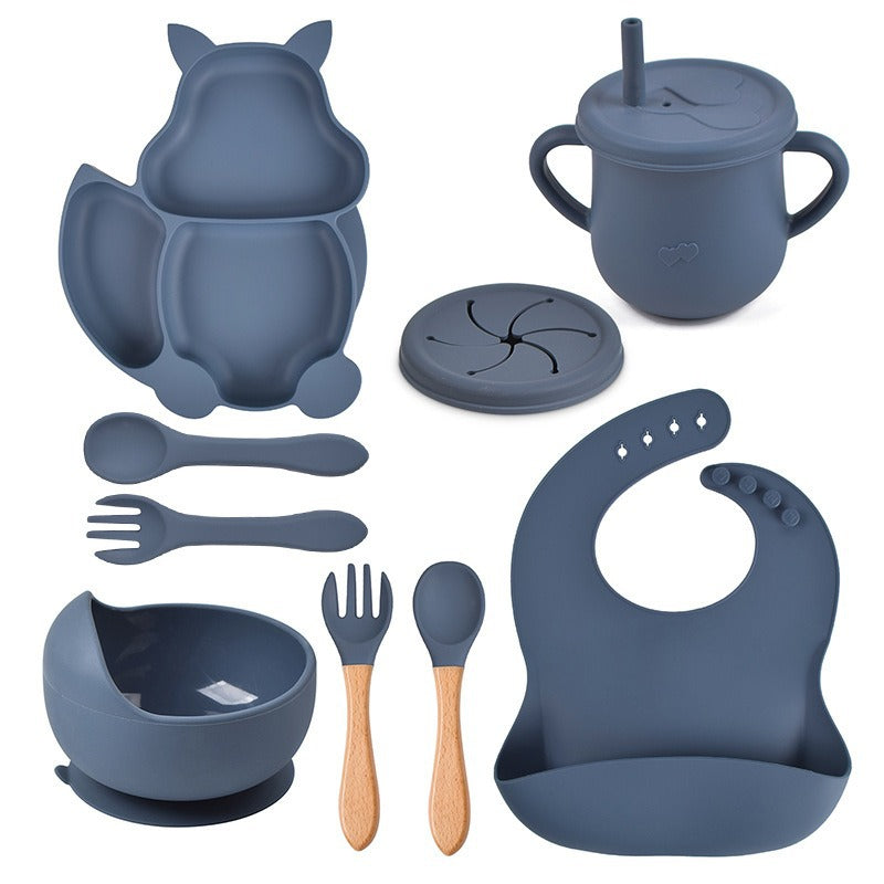 Silicone Tableware Set for Baby's First Foods: Suction Bowl, Spoon, and Divided Plate