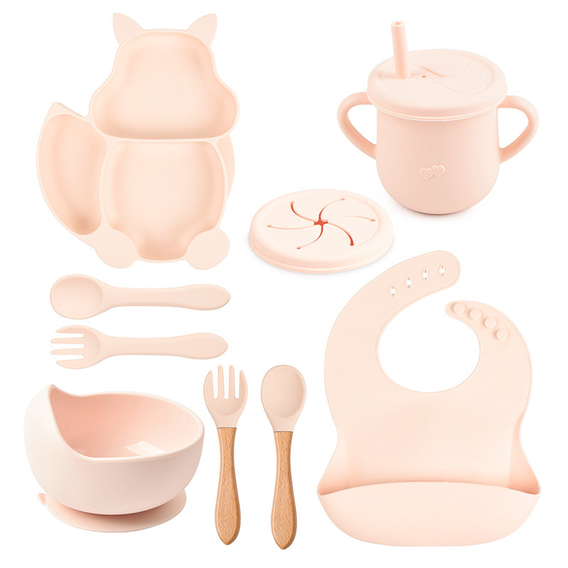 Silicone Tableware Set for Baby's First Foods: Suction Bowl, Spoon, and Divided Plate