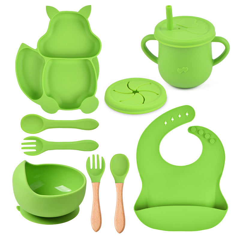 Silicone Tableware Set for Baby's First Foods: Suction Bowl, Spoon, and Divided Plate