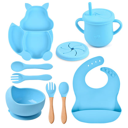 Silicone Tableware Set for Baby's First Foods: Suction Bowl, Spoon, and Divided Plate