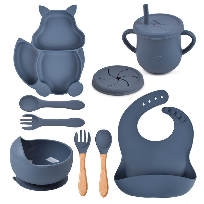 Silicone Tableware Set for Baby's First Foods: Suction Bowl, Spoon, and Divided Plate