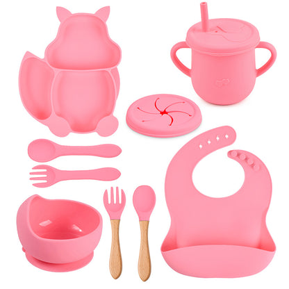 Silicone Tableware Set for Baby's First Foods: Suction Bowl, Spoon, and Divided Plate