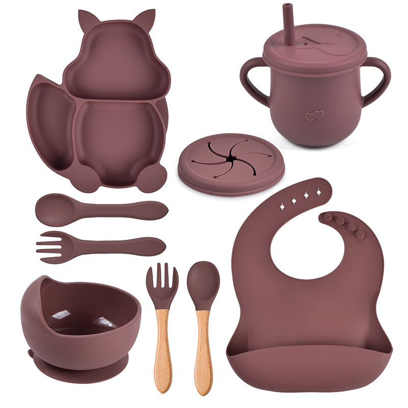 Silicone Tableware Set for Baby's First Foods: Suction Bowl, Spoon, and Divided Plate