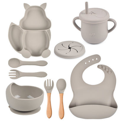 Silicone Tableware Set for Baby's First Foods: Suction Bowl, Spoon, and Divided Plate