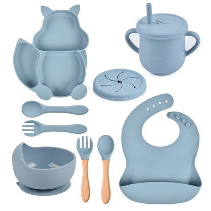 Silicone Tableware Set for Baby's First Foods: Suction Bowl, Spoon, and Divided Plate