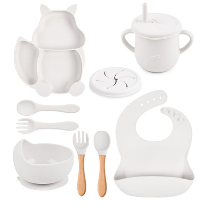 Silicone Tableware Set for Baby's First Foods: Suction Bowl, Spoon, and Divided Plate