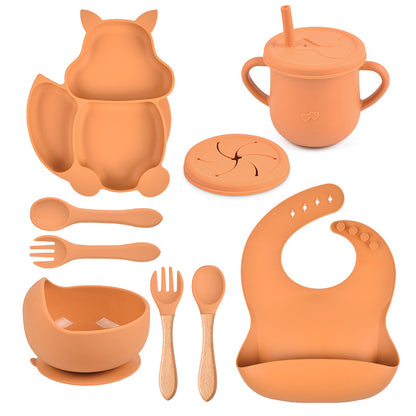 Silicone Tableware Set for Baby's First Foods: Suction Bowl, Spoon, and Divided Plate