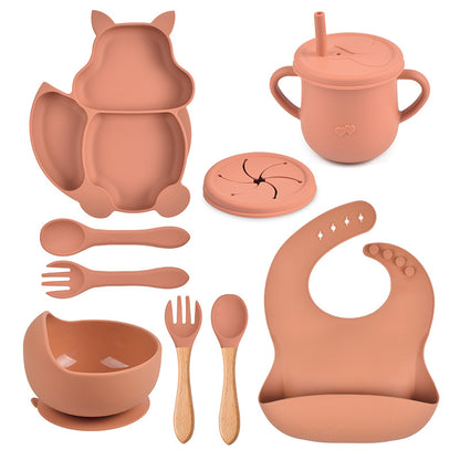 Silicone Tableware Set for Baby's First Foods: Suction Bowl, Spoon, and Divided Plate